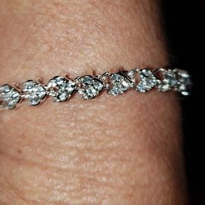 Heart shaped Swarovski crystal Tennis bracelet